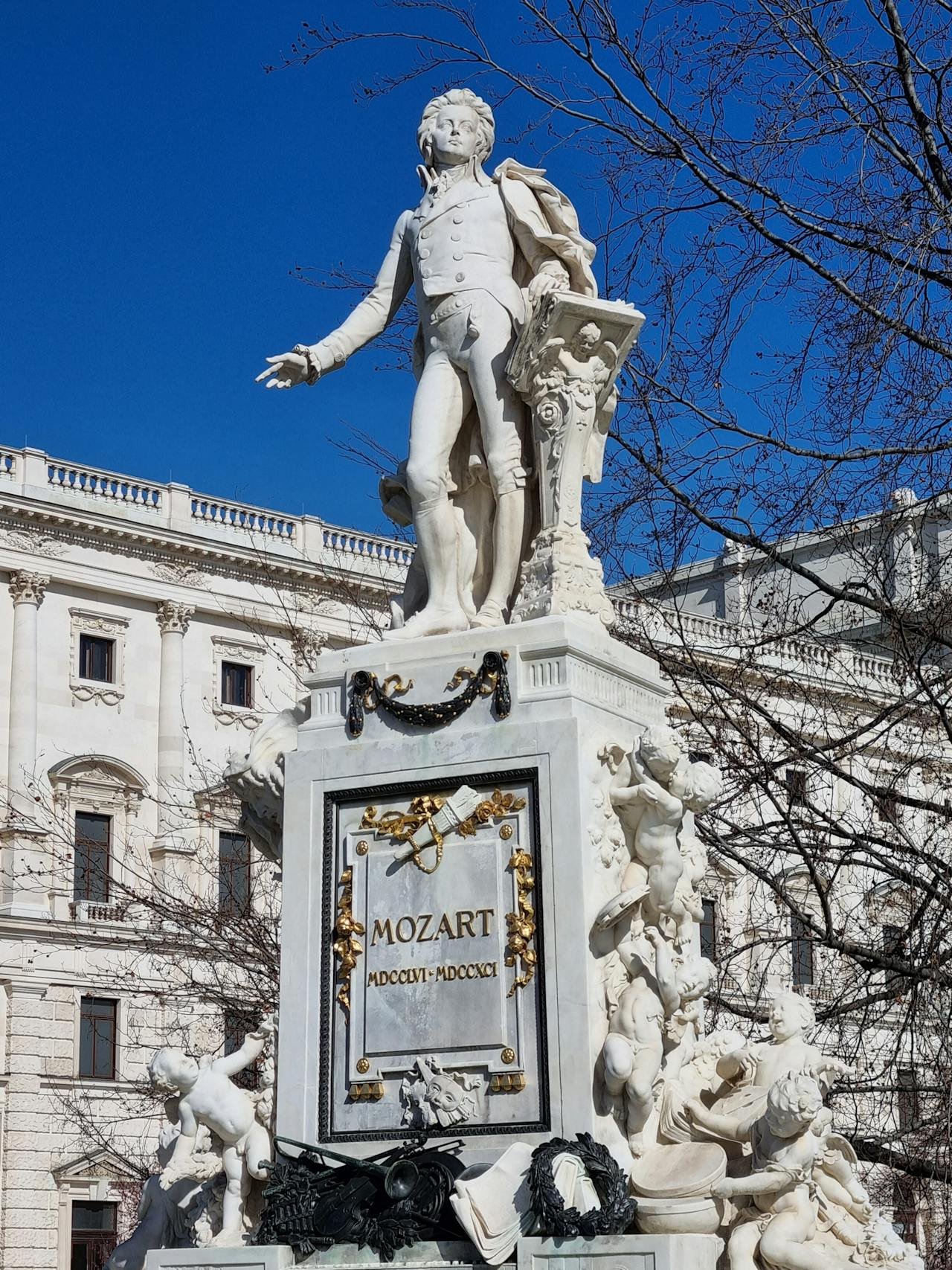 pexels-cansu-c-1101495015-20781070